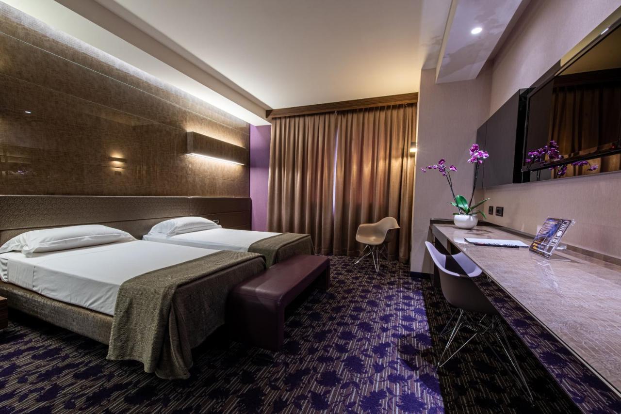 Viola Mhotel Grumello del Monte Luaran gambar